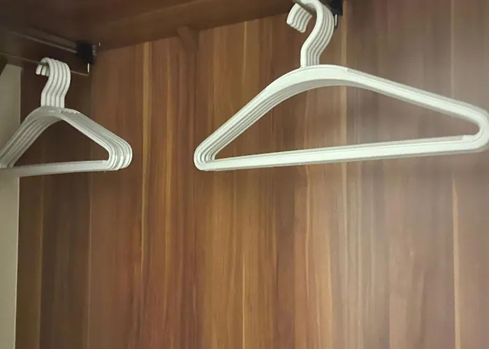 Center براتسيلافا